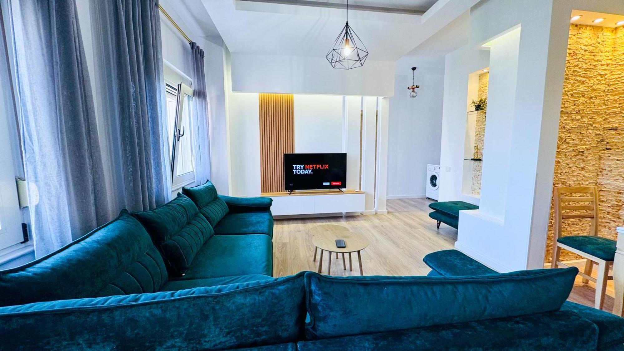 Urban Serenity Skyline Premium - Blloku Apartment